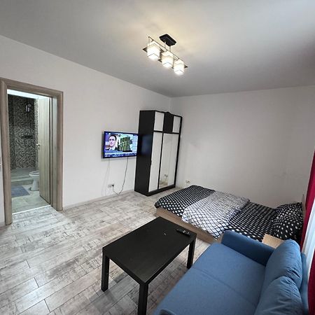Cozy Studio 10 Min Away From Th Center Of The City Bukarest Exterior foto