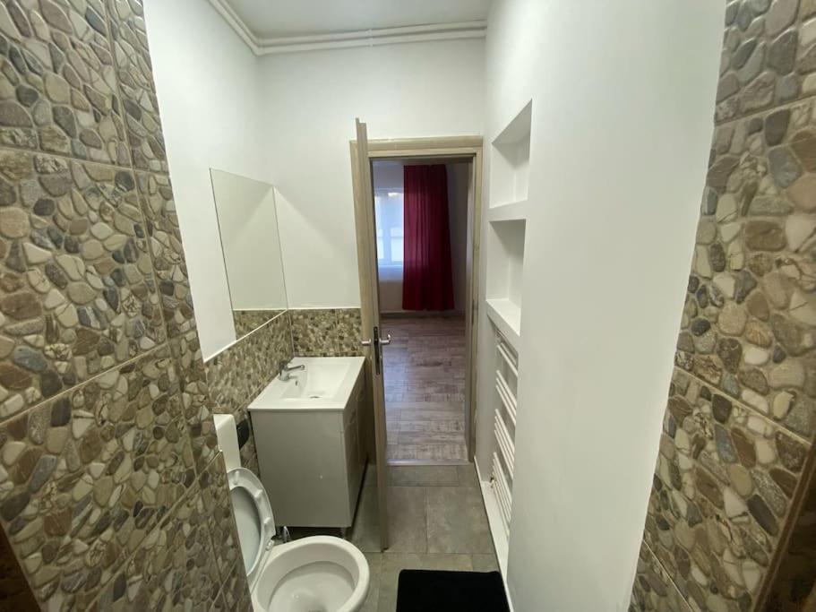 Cozy Studio 10 Min Away From Th Center Of The City Bukarest Exterior foto