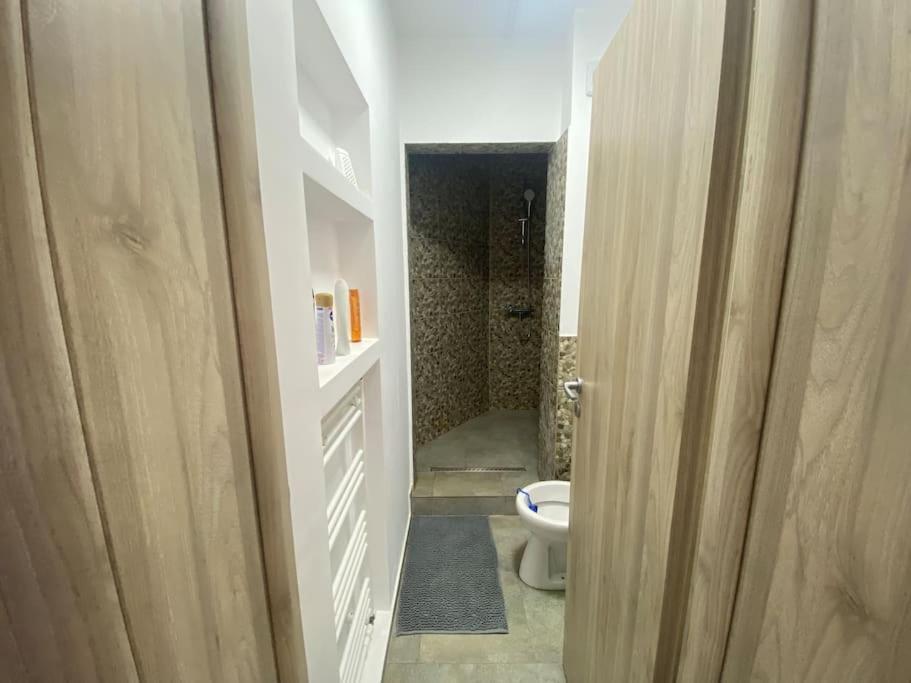 Cozy Studio 10 Min Away From Th Center Of The City Bukarest Exterior foto